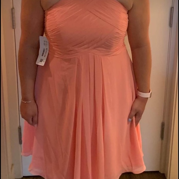 Azazie coral bridesmaids dress, size XXL, Bust : 43in
Waist: 39 in, worn once - Picture 3 of 3